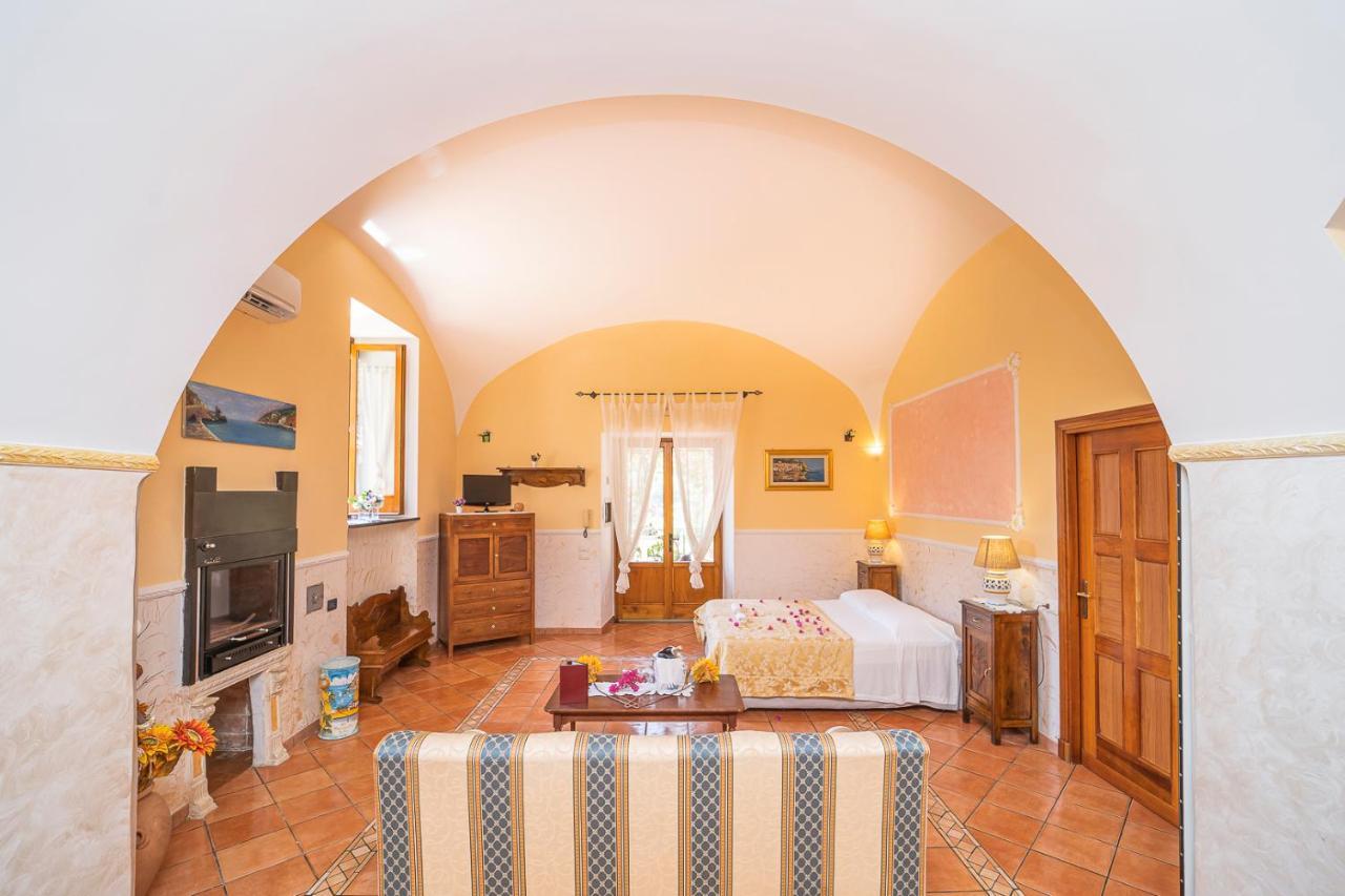 Montagnella Relax Bed and Breakfast Maiori Buitenkant foto