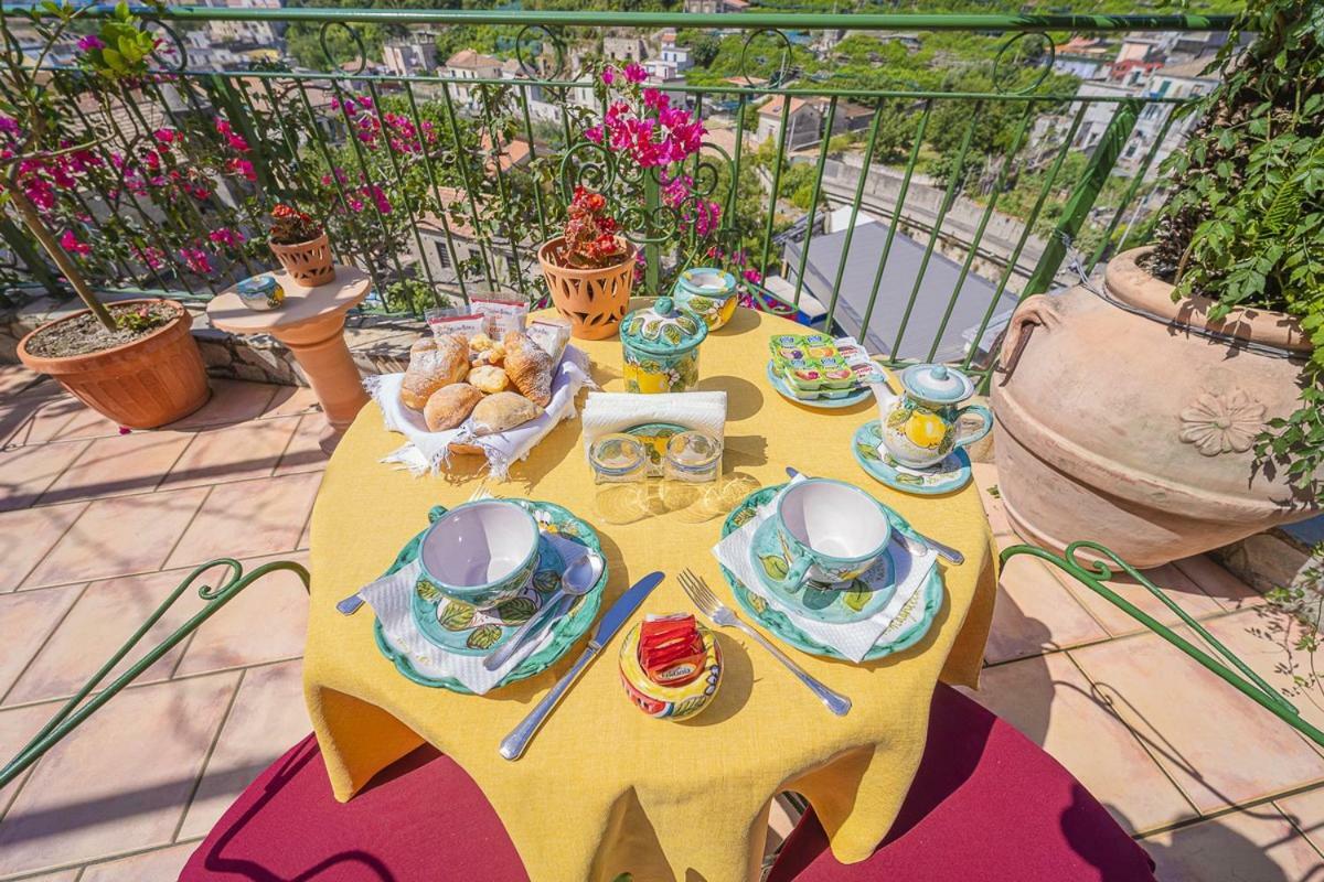 Montagnella Relax Bed and Breakfast Maiori Buitenkant foto