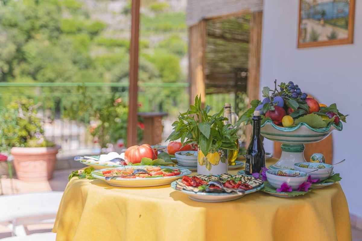 Montagnella Relax Bed and Breakfast Maiori Buitenkant foto