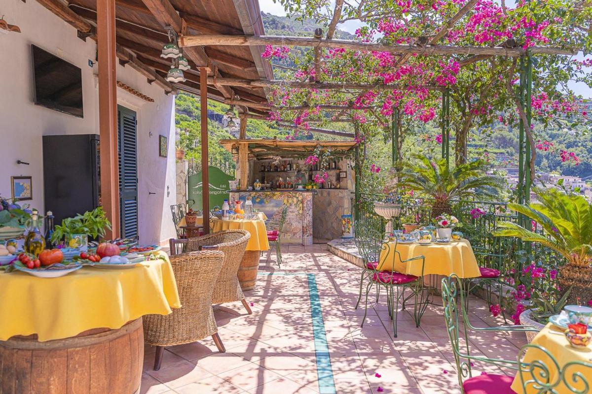 Montagnella Relax Bed and Breakfast Maiori Buitenkant foto